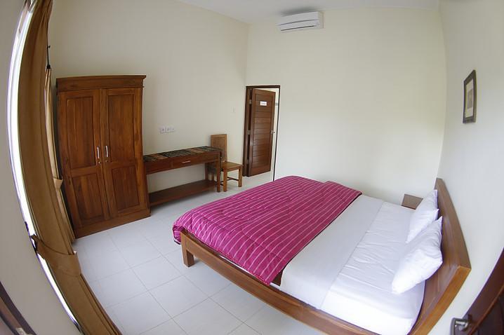 Purnama Guesthouse Canggu  Exterior photo