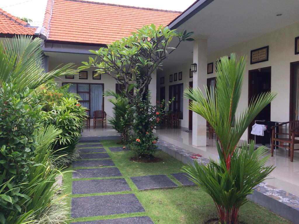 Purnama Guesthouse Canggu  Exterior photo