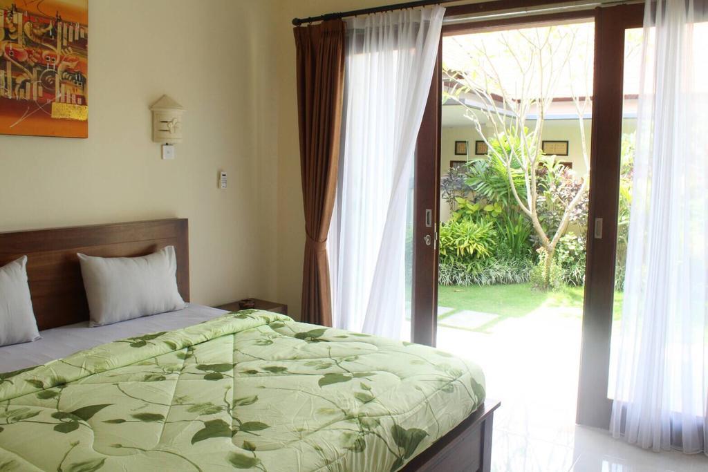 Purnama Guesthouse Canggu  Exterior photo