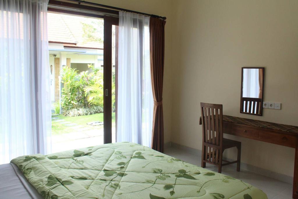 Purnama Guesthouse Canggu  Exterior photo